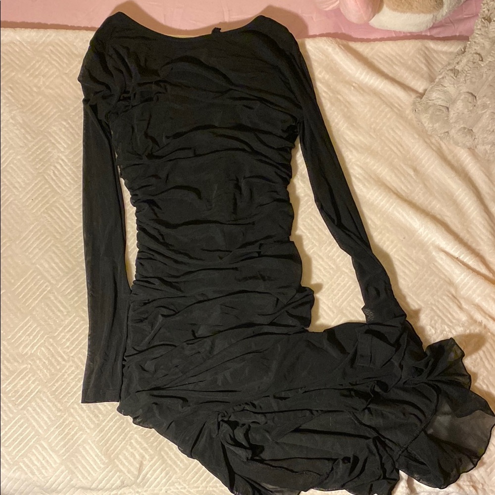 Elegant Black Long Sleeve Dress